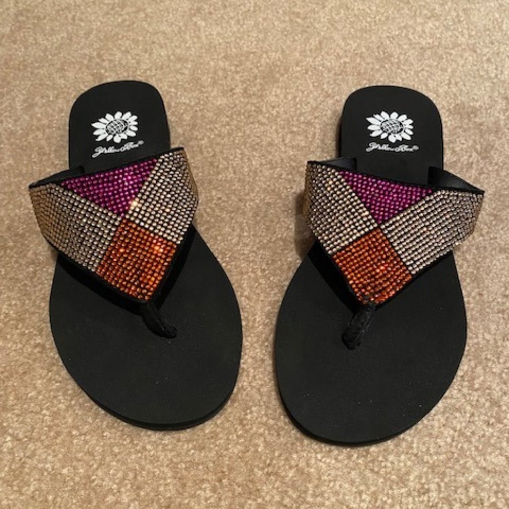 NWOB Yellow Box Sam Pink Orange Flip Flop Sz 5.5